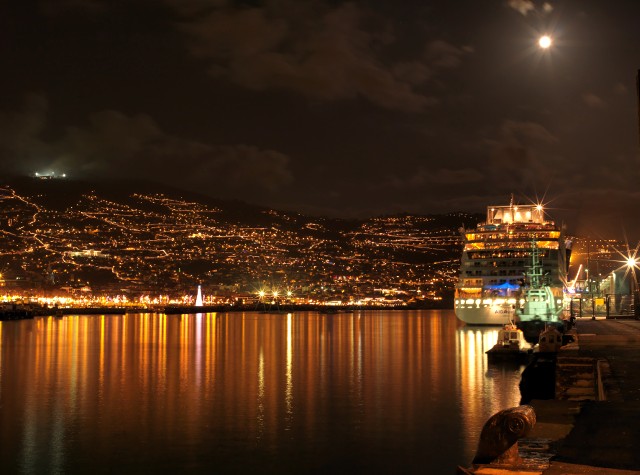 Funchal am Abend | Waldspaziergang.org